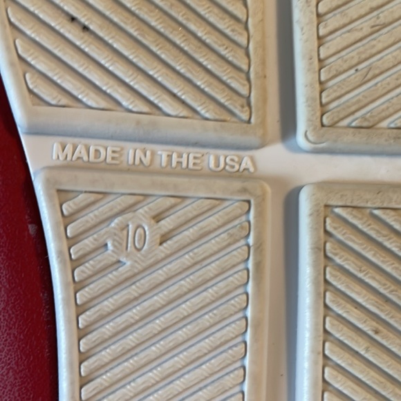 EUC Men's 10 Tucket Red Giller Boat Shoe Slip Resistant Non-Marking - Picture 8 of 9